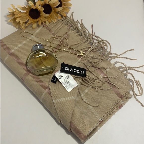 Brand NWT H&M Warm Long Shawl Wraps/Scarves - Picture 7 of 7